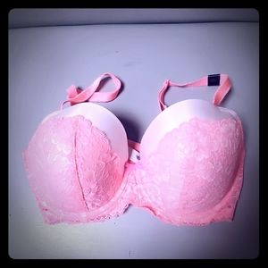Vicrmtoria secret bra 36DD